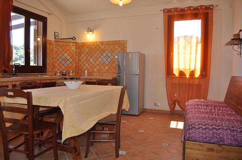 Anna E Cantina Vito Vicinissimi Riserva Dello Zingaro Ferienhaus