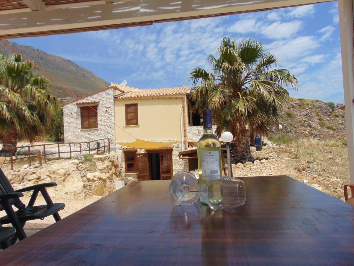 Ferienhaus Anna E Cantina Vito Vicinissimi Riserva Dello Zingaro