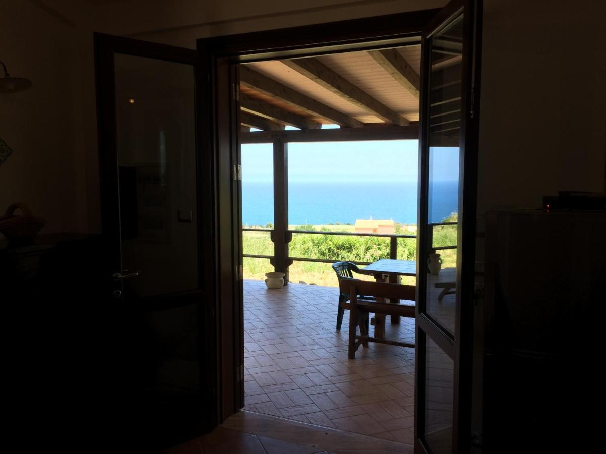 Ferienhaus Anna E Cantina Vito Vicinissimi Riserva Dello Zingaro *